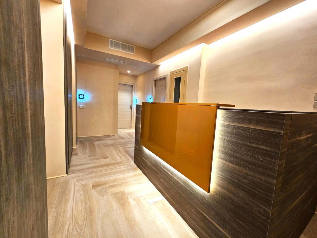 Astoria Supreme - Modern Boutique Suites Lecce Exterior foto